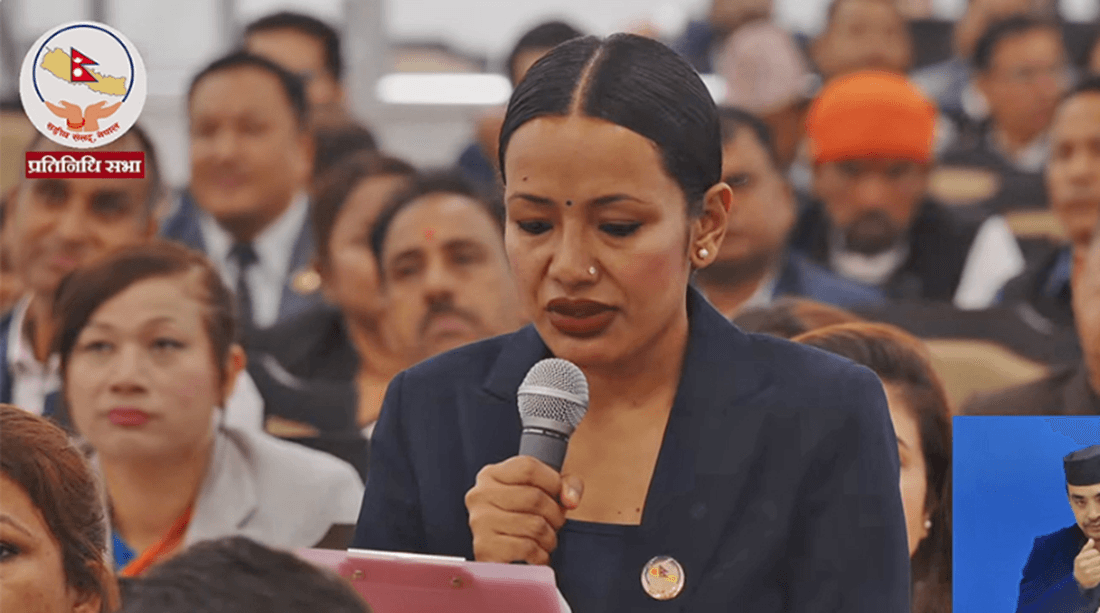 गिट्टी–बालुवाको अवैध तस्करी रोक्न सरकारको ध्यानाकर्षण, कानुन संशोधन गर्न सांसद तामाङको माग - Image 1