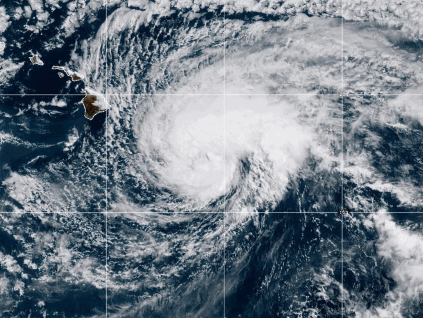 Tropical Storm Lala Strengthens, Threatens Hawaii with Heavy Rain and Hurricane-Force Winds - Image 1