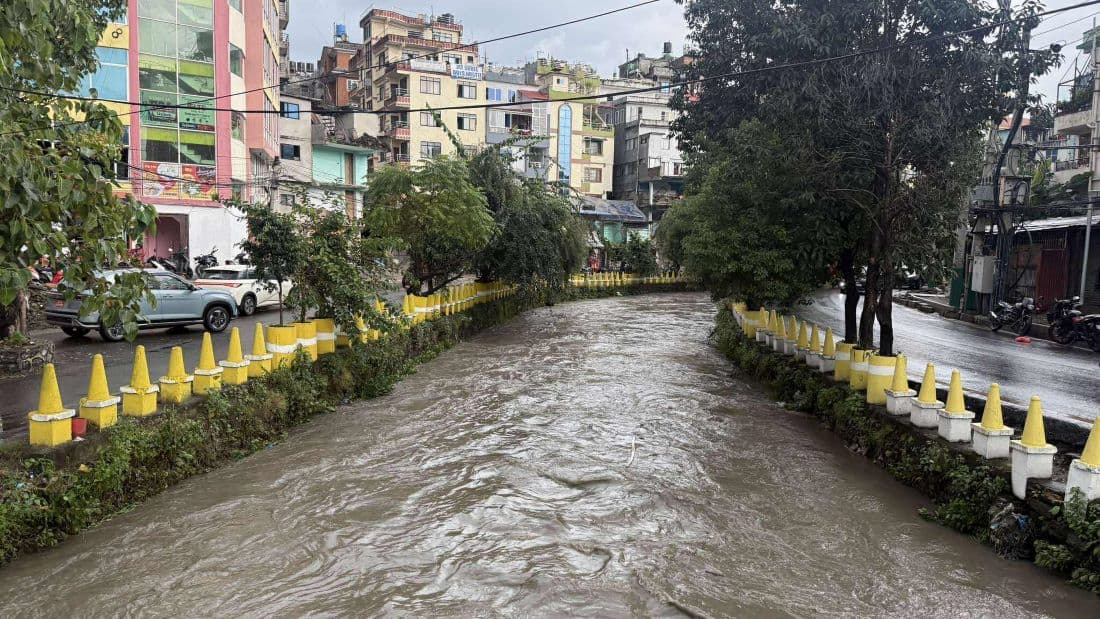 Flash flood risks threaten 38 districts across nation today - Image 2