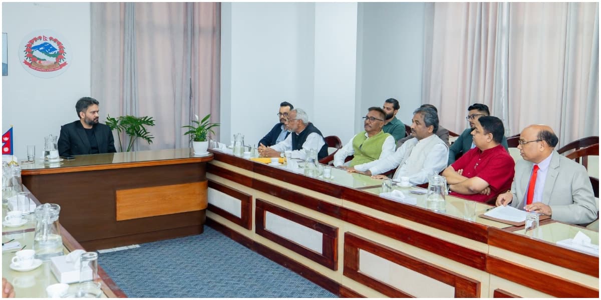 मधेशकेन्द्रित दलसँग प्रधानमन्त्री शाहको दुई घण्टा : के के भए कुराकानी? - Image 1