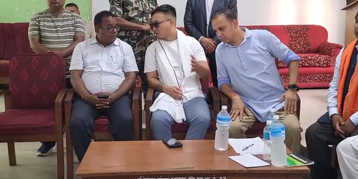 ‘मार्ग प्रशस्त’को चर्चापछि मुख्यमन्त्री कार्कीको प्रतिक्रिया : यो हाम्रो घरभित्रको आन्तरिक कुरा हो - Image 13
