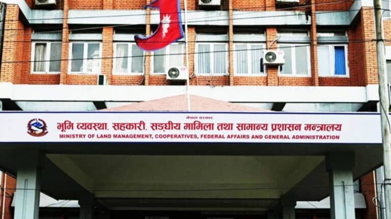 ऋण असुलीबाट समस्याग्रस्तका ३ सहकारीका १४८ जना बचतकर्ताले पाए रकम फिर्ता - Image 1