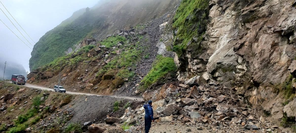 सार्वजनिक यातायातमा अब सरकारले निजीक्षेत्रसँग पीपीपी मोडेलमा लगानीको साझेदारी गर्ने - Image 14