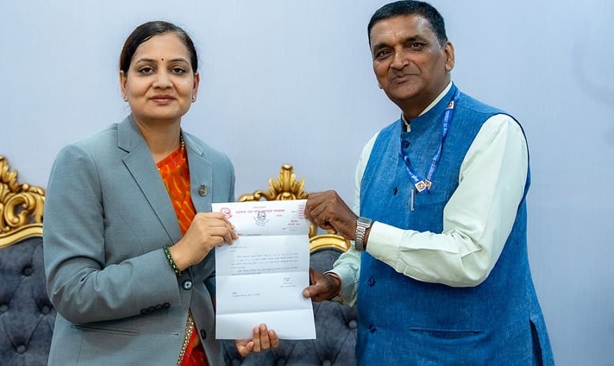 आयुर्वेद चिकित्सा परिषद्को अध्यक्षमा डा ठाकुर नियुक्त - Image 1