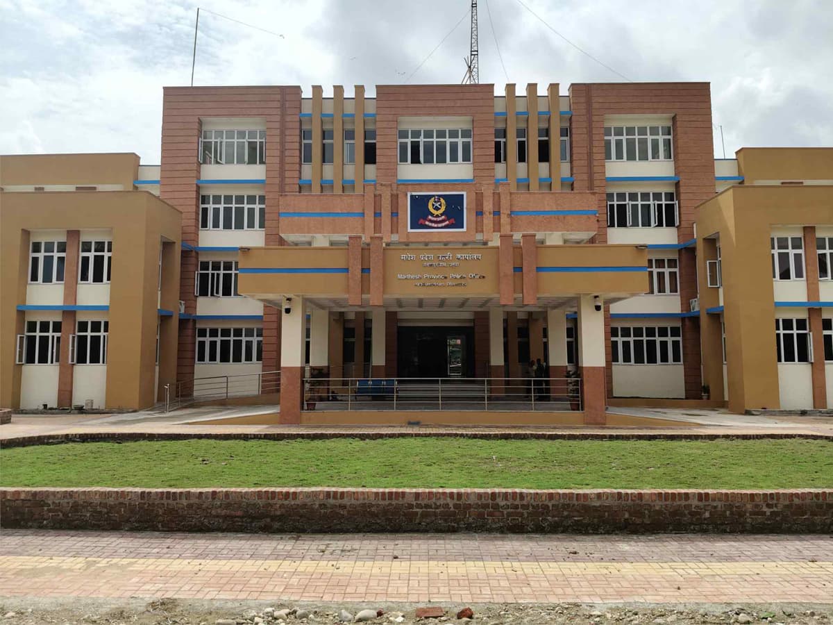 प्रहरीले भन्यो– सबैलाकाे मन्दिरमा मृत भेटिएका व्यक्ति पुजारी होइनन् - Image 1
