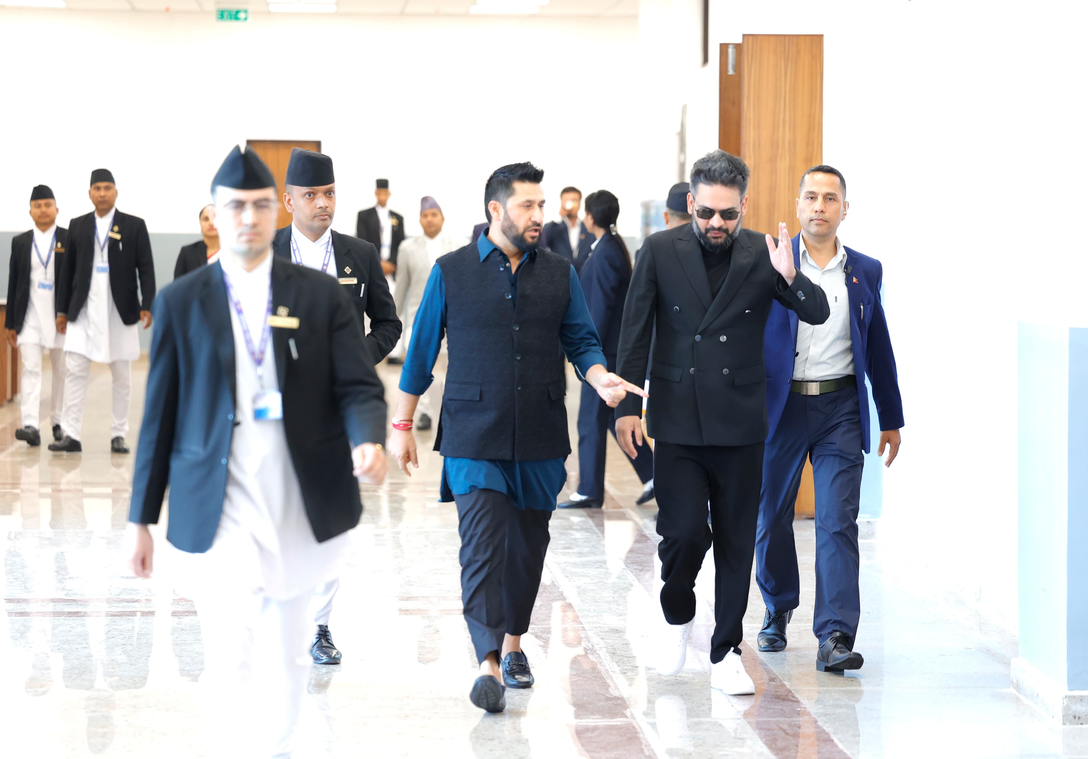 सरकार-रास्वपा तिक्तताबीच बालेन र रविबीच ४५ मिनेट संवाद: शक्ति सन्तुलन, नियुक्ति र भ्रमण मुख्य एजेन्डा - Image 1