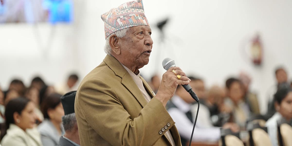 सरकार खोज्नेलाई रास्वपा सांसदको जवाफ- मलमपट्टी गर्दै छ, उपचारमा तल्लीन छ - Image 2
