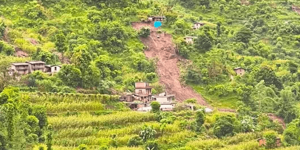 जाजरकोटमा पहिरोले घर र टहरा बगायो : सात जना घाइते, एककाे अवस्था गम्भिर - Image 1