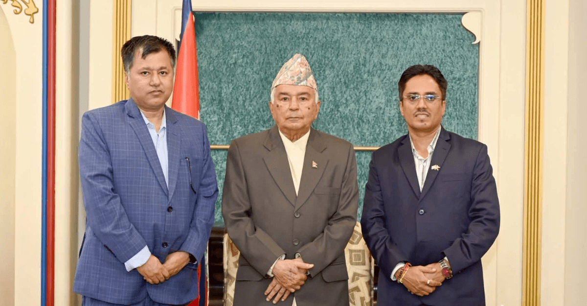 अजित मिजारका परिवारसँग मन्त्री सिता बादीको भेट, न्यायप्राप्तिका सरोकारबारे छलफल - Image 2