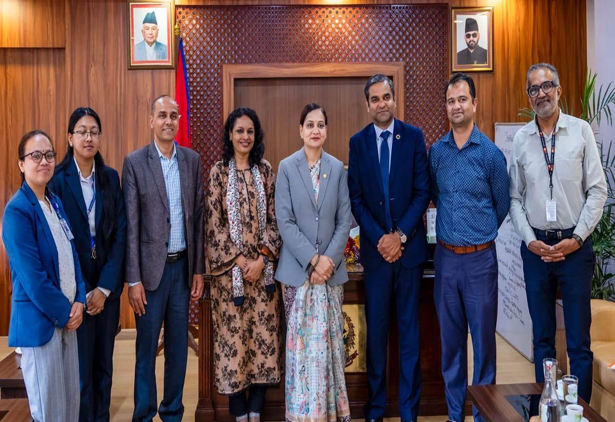 UNFPA Representative Meets with Nepal’s Health Minister - Image 1