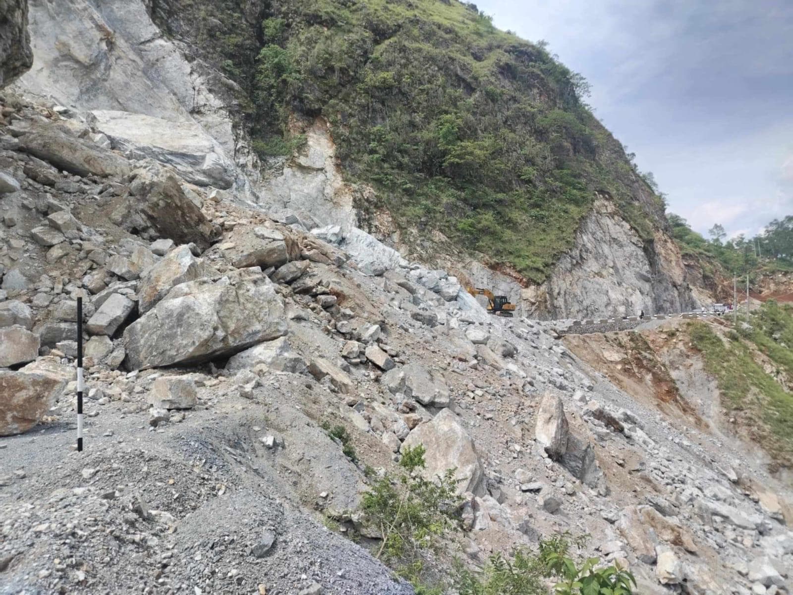 Dry landslide damages APF border outpost structures at Tatopani, no casualties - Image 1