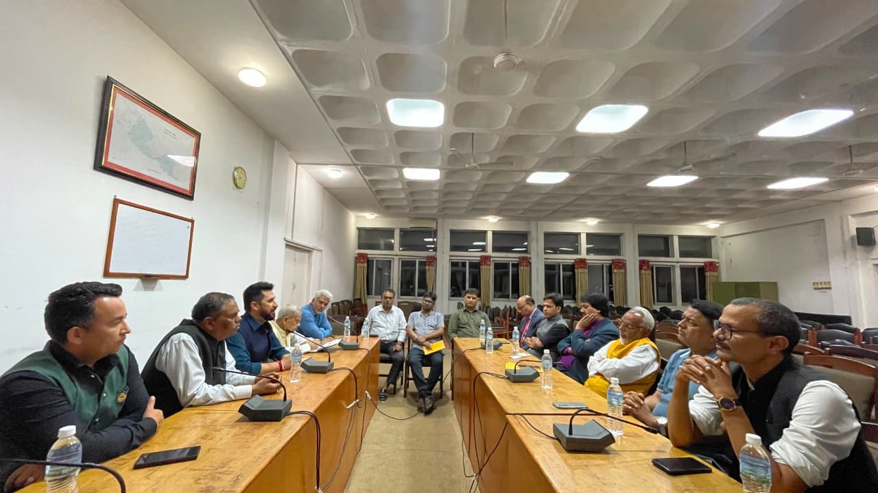 साम्प्रदायिक सद्भाव कायम गर्न सबै नेता एकजुट हुनुपर्नेमा रास्वपा सभापति लामिछानेको जोड - Image 3