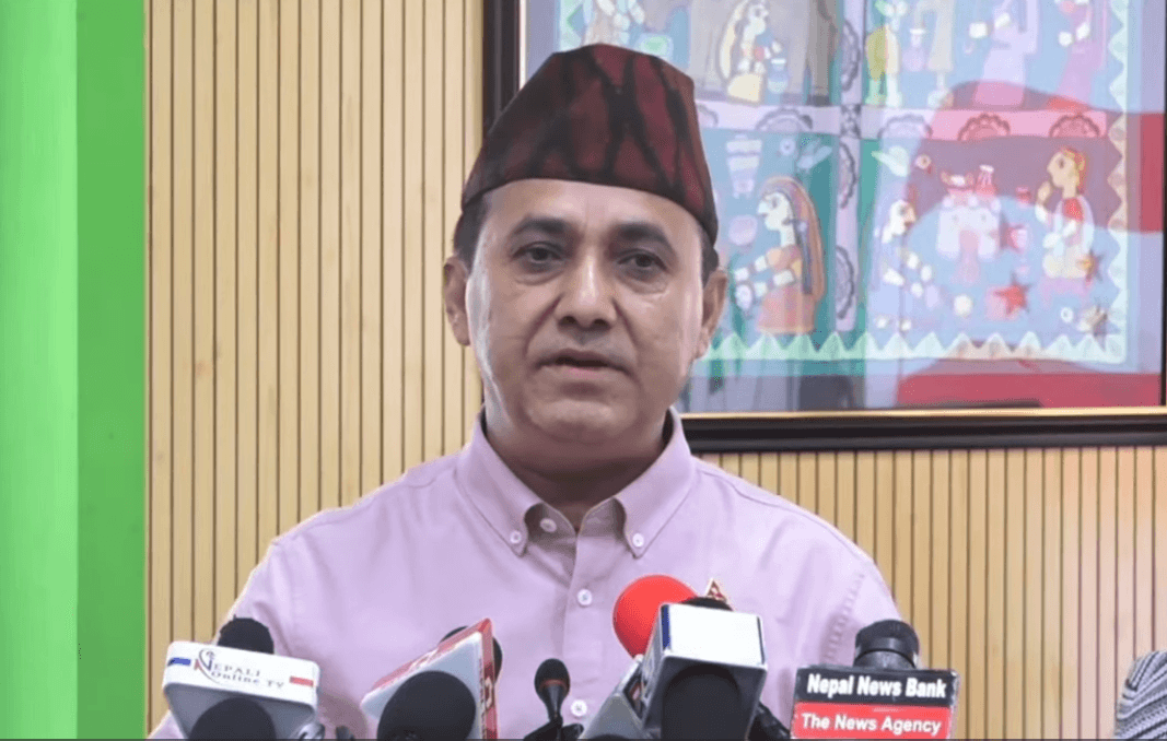 परिवर्तनलाई आत्मसात् गर्दै युवालाई अघि बढाउन देउवालाई विश्वप्रकाशको आग्रह - Image 1